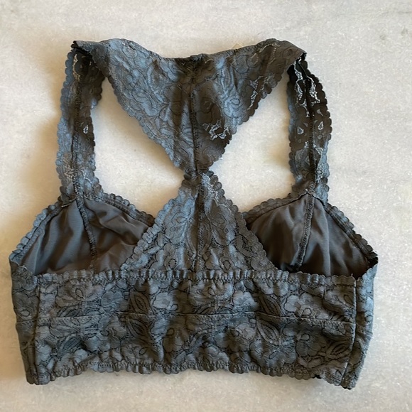 Free People | Galloon Racerback Stretch Lace Bralette - Grey - size Medium - Picture 2 of 4